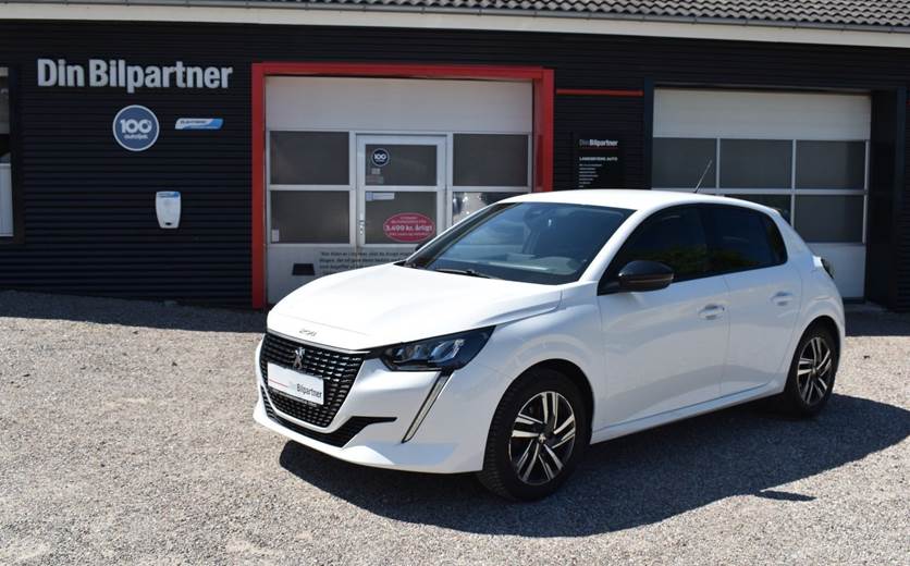 Peugeot 208 1,2 PureTech 100 Allure EAT8