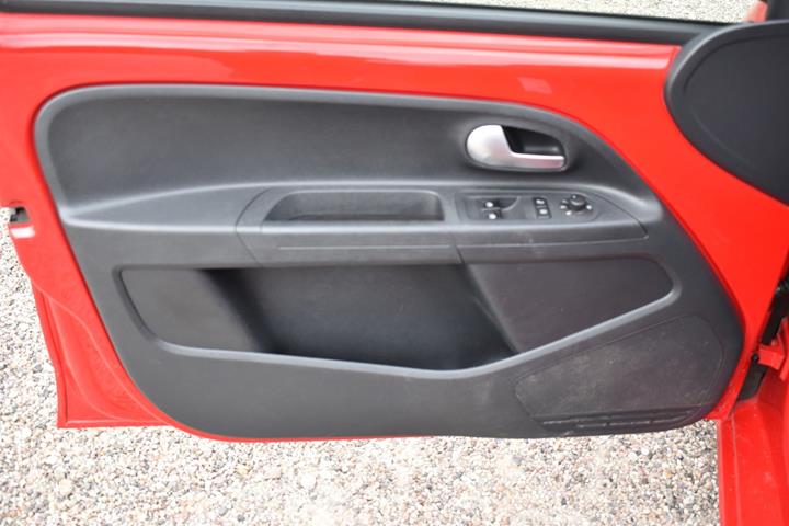 Rød VW UP! fra 2019