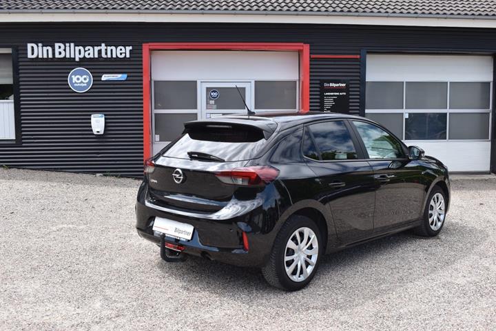 Sort Opel Corsa fra 2020