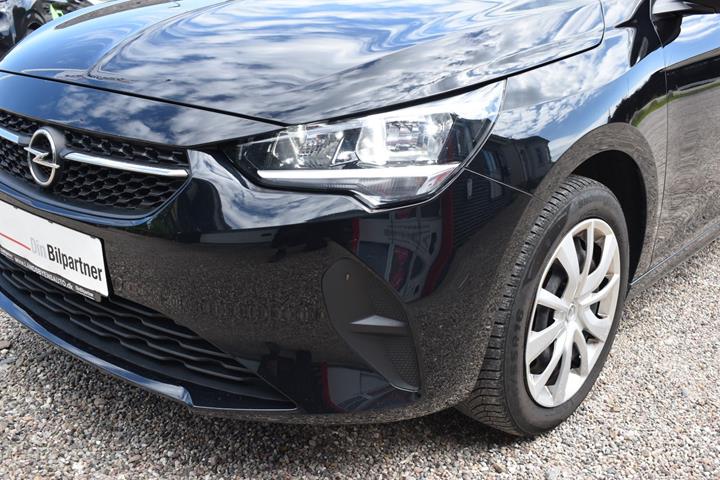 Sort Opel Corsa fra 2020
