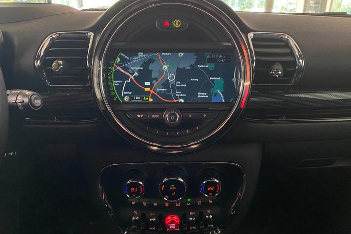 Blå Mini Clubman Cooper fra 2016