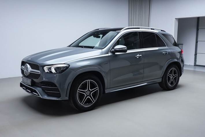Grå Mercedes GLE350 de fra 2020
