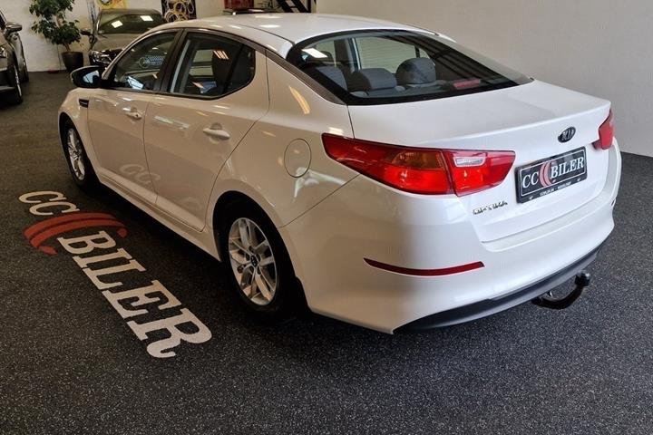 Hvid Kia Optima fra 2014