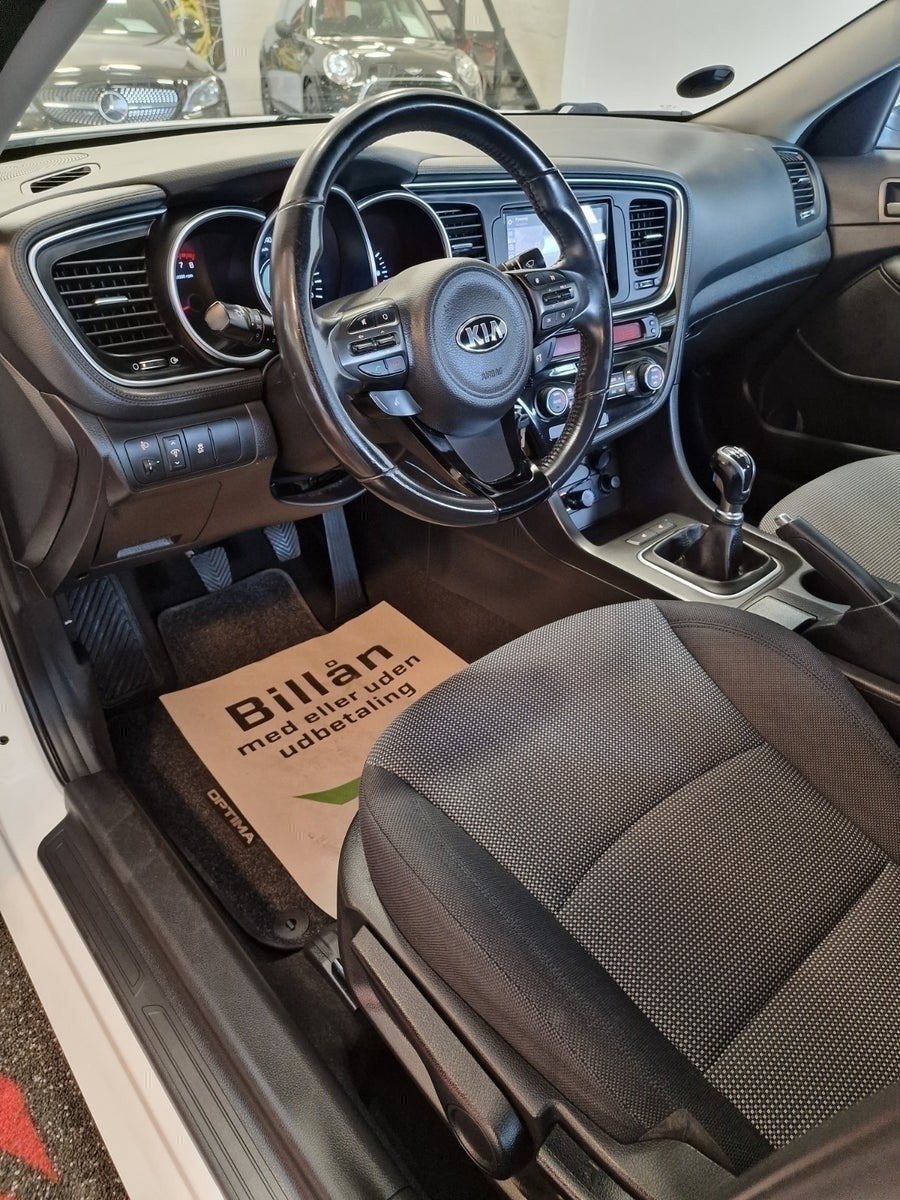 Hvid Kia Optima fra 2014