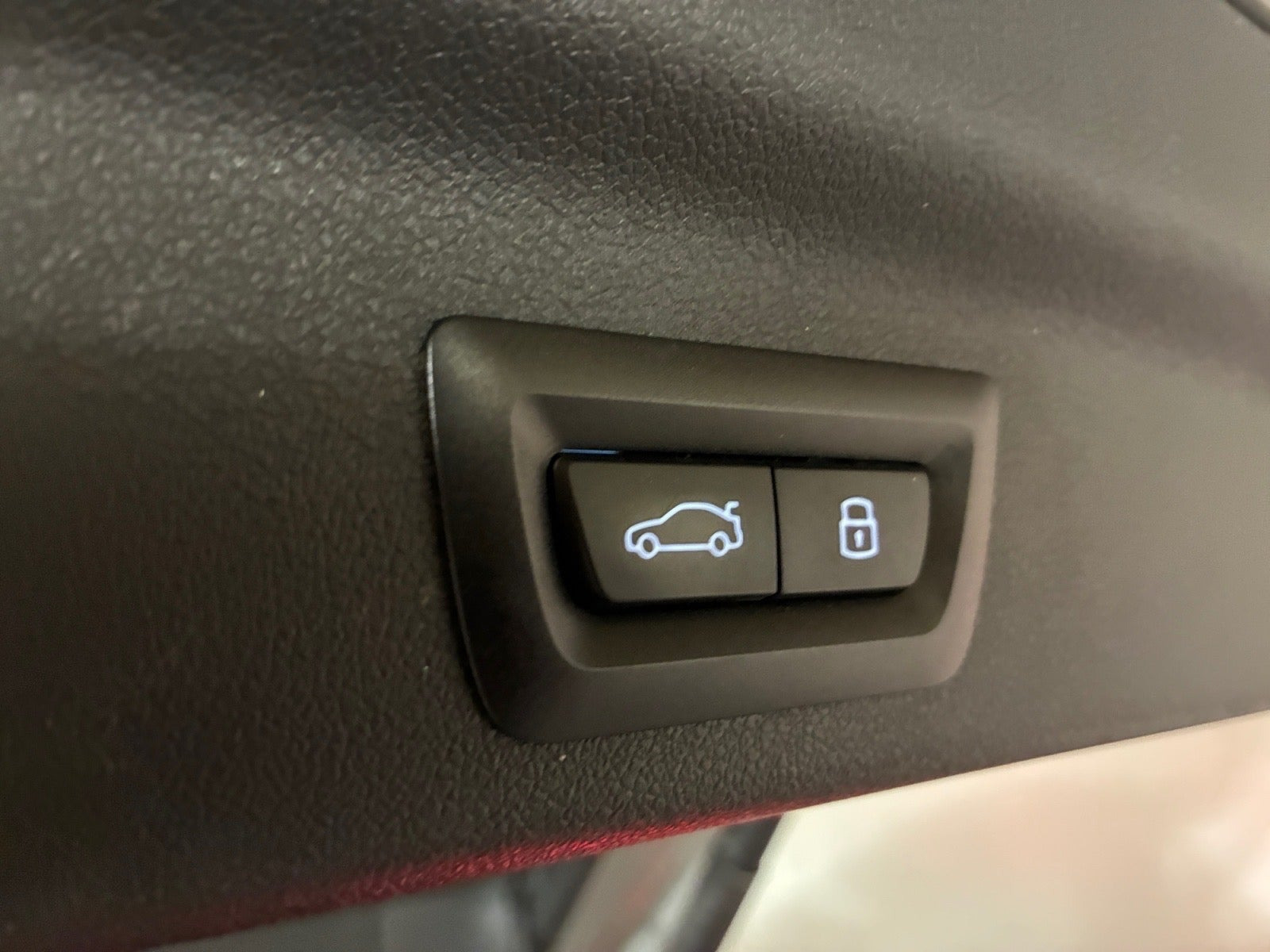 Grå BMW iX1 fra 2024