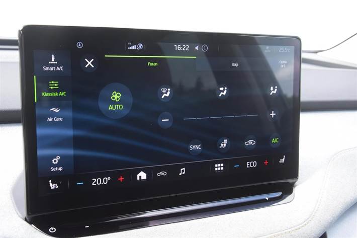 Grå Skoda Enyaq fra 2021