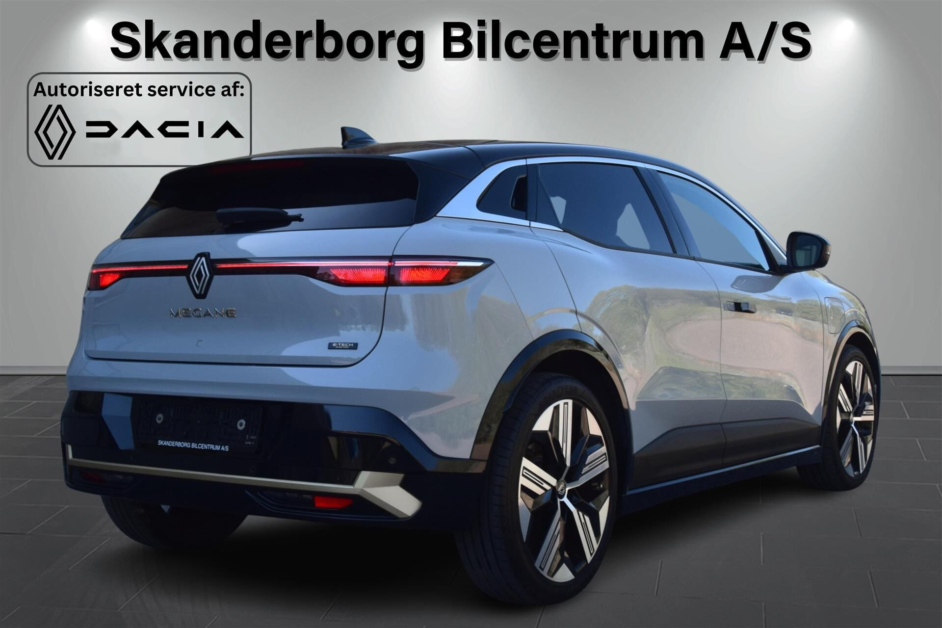 Grå Renault Mégane fra 2024