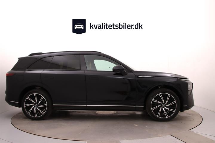 Sort Xpeng G9 fra 2026