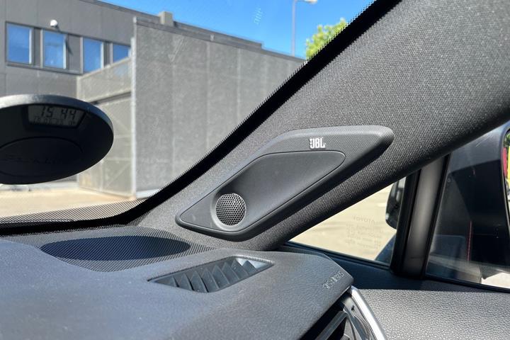 Grå Toyota RAV4 Plug-in fra 2022