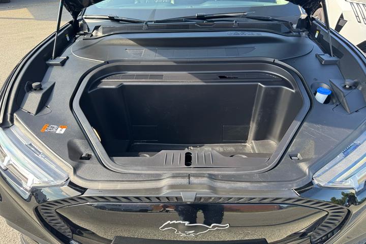 Sort Ford Mustang Mach-E fra 2022
