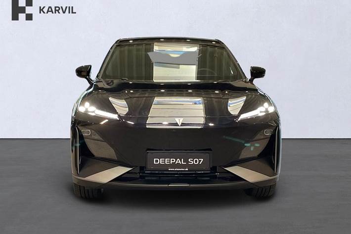Sort Changan Deepal S07 fra 2026