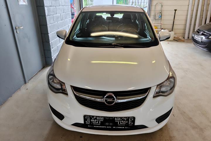 Gul Opel Karl fra 2016