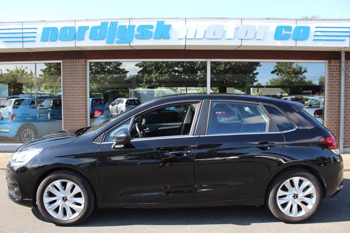 Sort Citroën C4 fra 2017