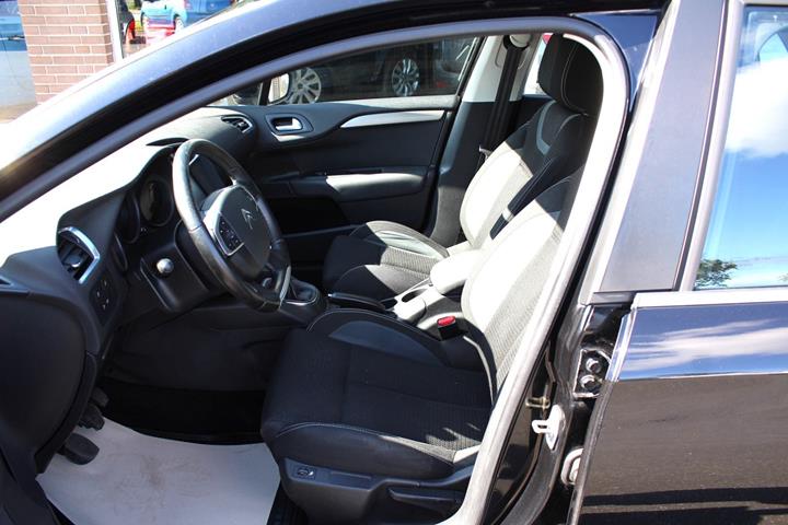 Sort Citroën C4 fra 2017