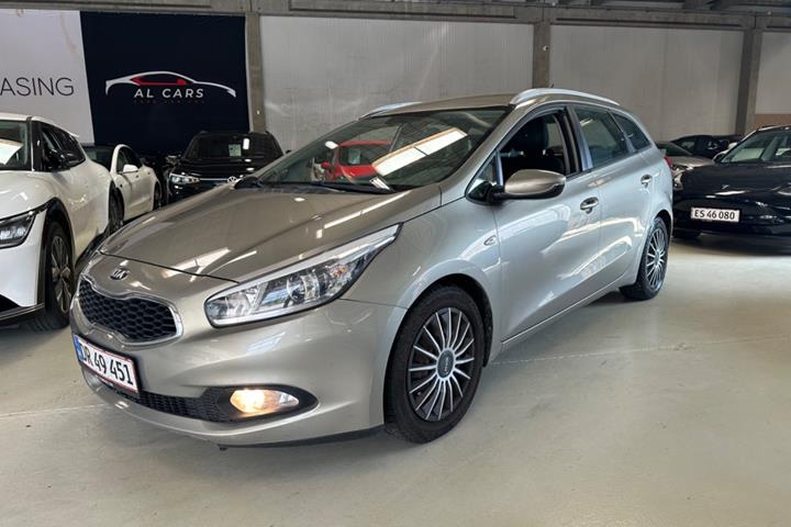 undefined Kia Ceed fra 2013 set udefra