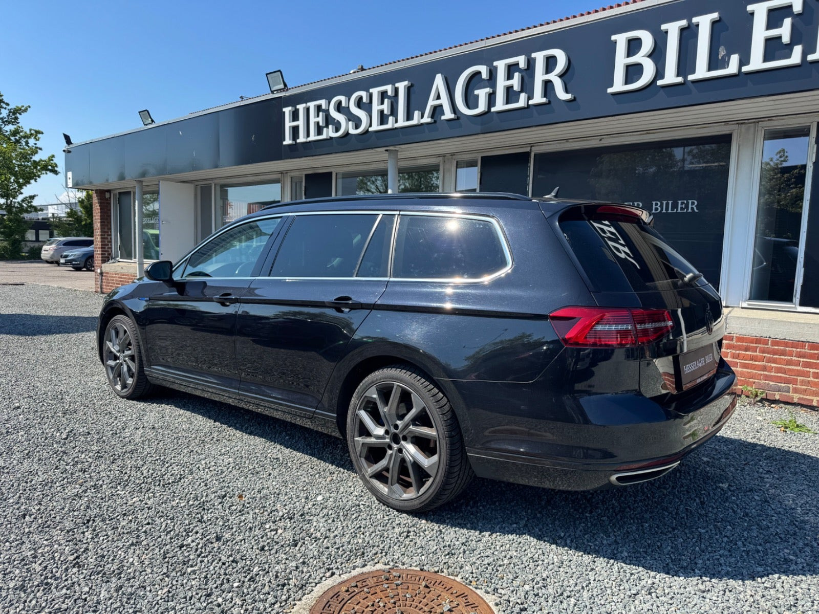 Sort VW Passat fra 2017