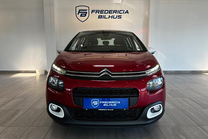 Rød Citroën C3 fra 2018