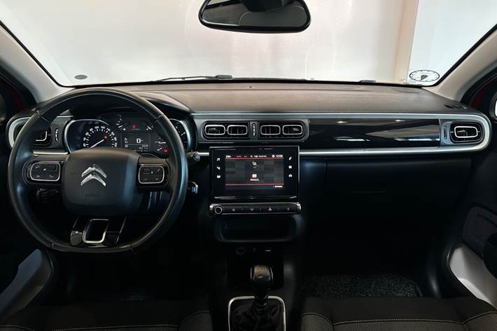 Rød Citroën C3 fra 2018