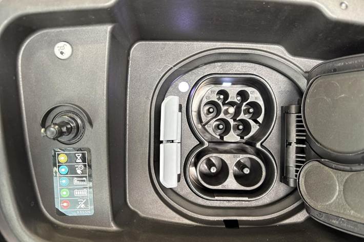 Sort BMW iX1 fra 2025