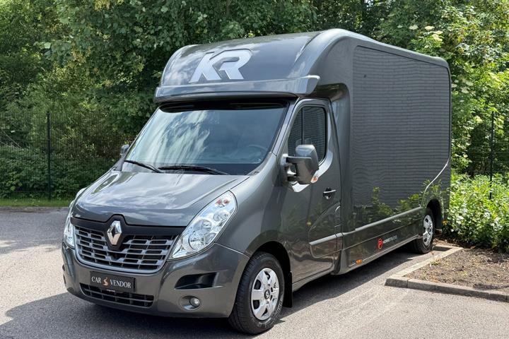 Grå Renault Master III T35 fra 2019