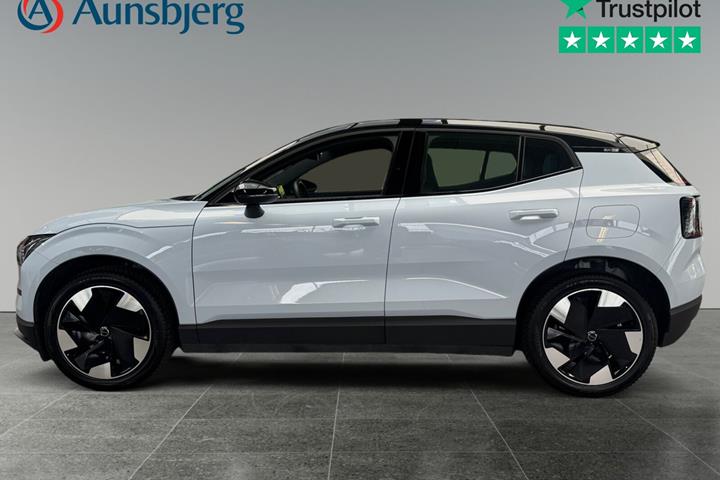 Blå Volvo EX30 fra 2025