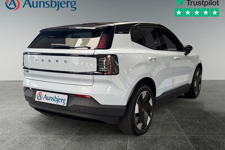 Blå Volvo EX30 fra 2025