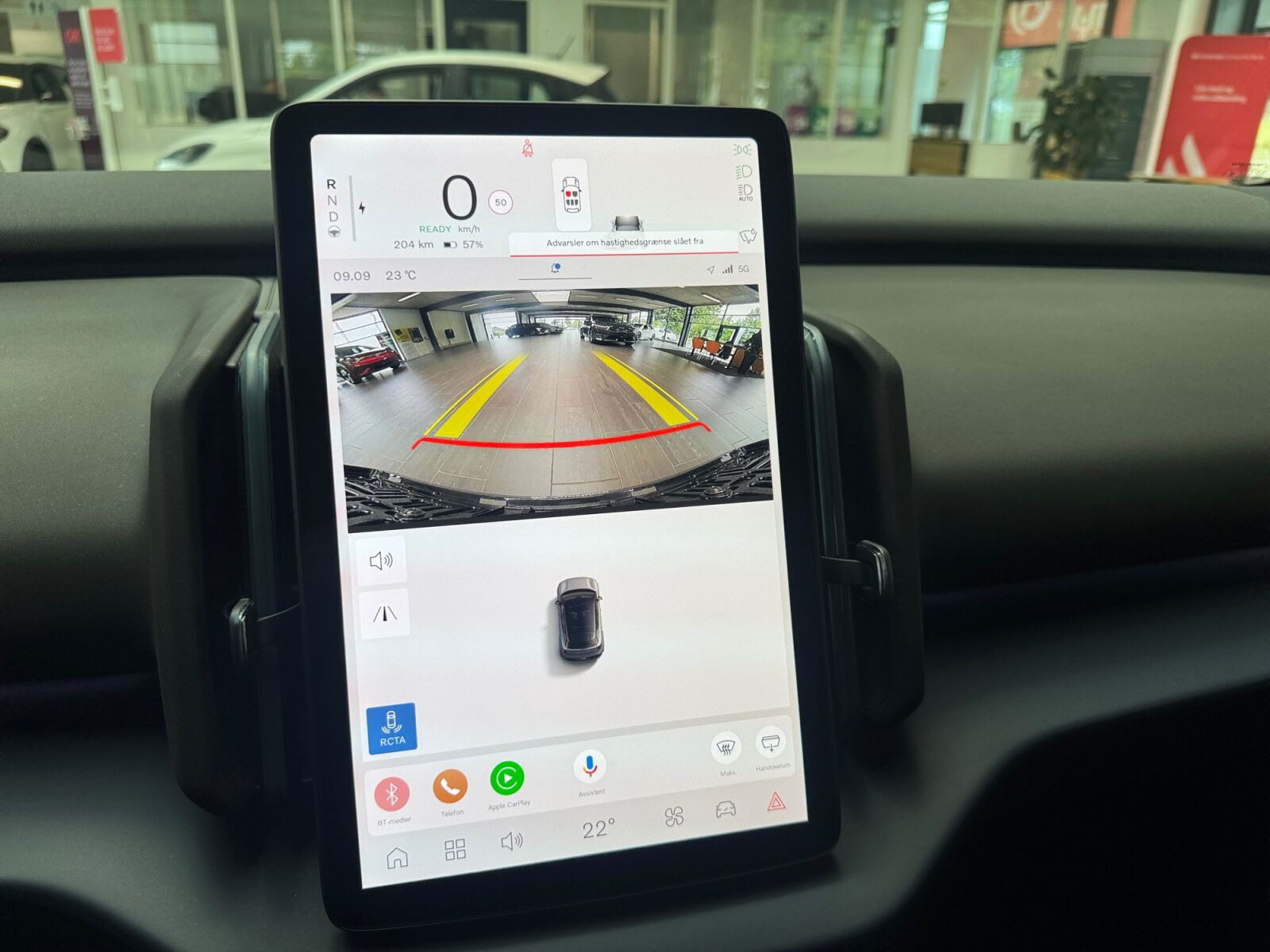 Blå Volvo EX30 fra 2025
