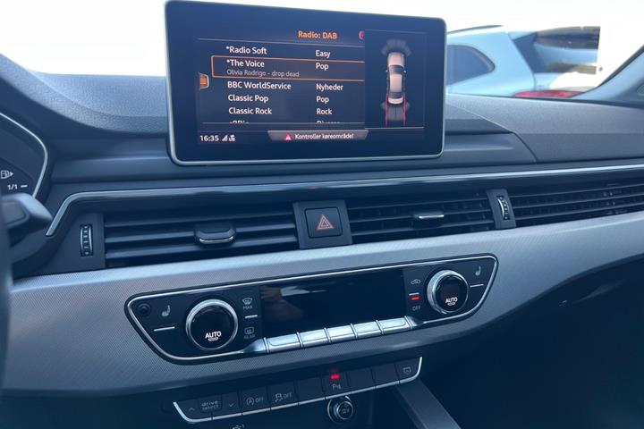 Sølv Audi A4 fra 2018