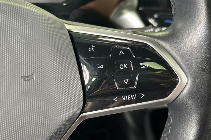 Grå VW ID.4 fra 2022
