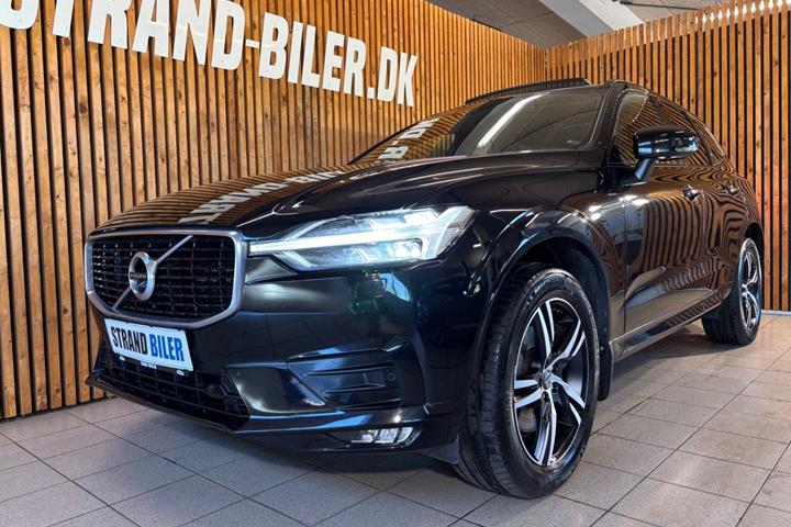 Sort Volvo XC60 fra 2020 set udefra