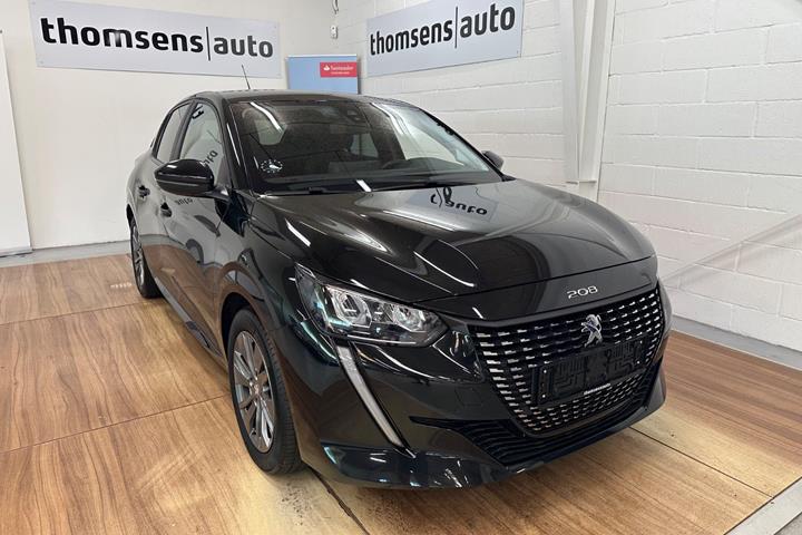 Sort Peugeot 208 fra 2021 set udefra