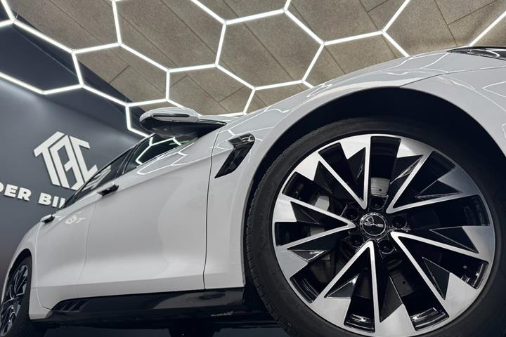 Hvid BYD Seal fra 2024