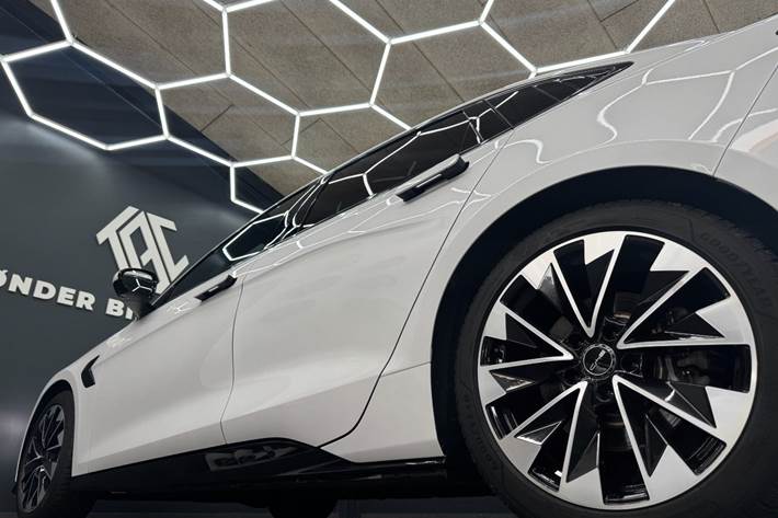 Hvid BYD Seal fra 2024