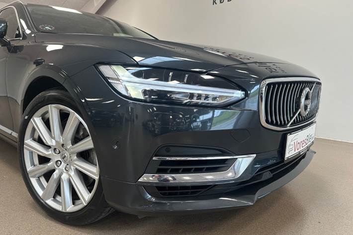 Grå Volvo V90 fra 2018