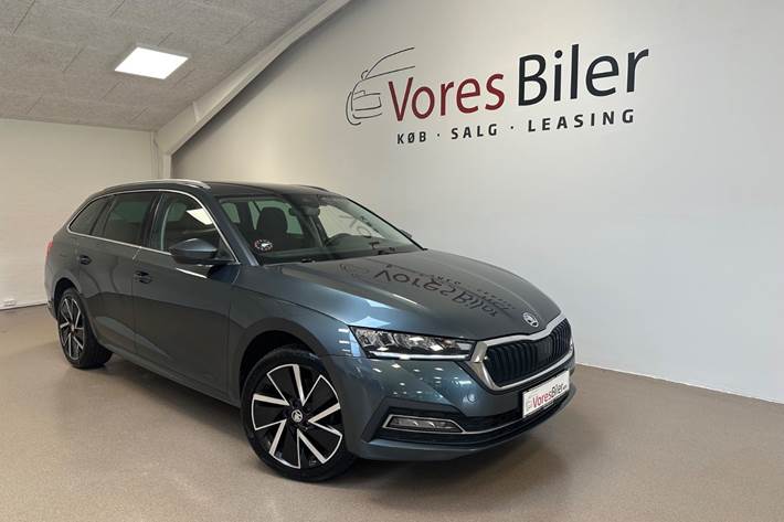 Grå Skoda Octavia fra 2021