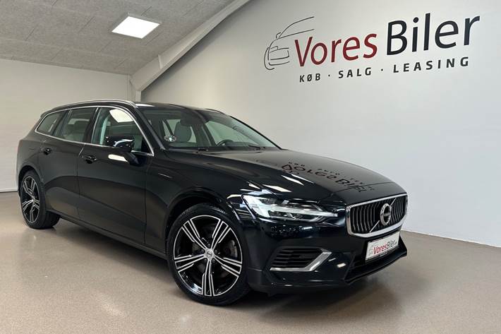 Sort Volvo V60 fra 2022
