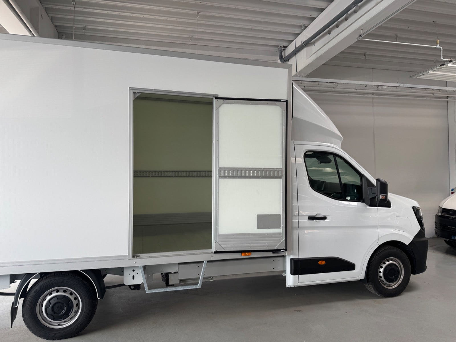 Grøn Renault Master V T35 fra 2026