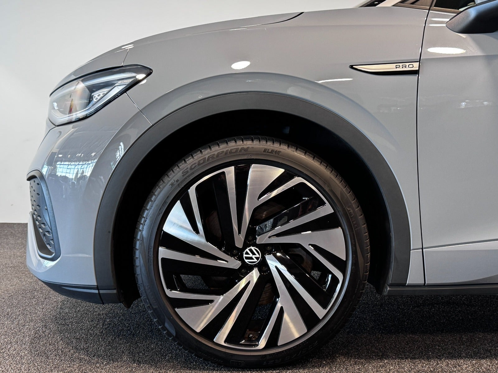 Grå VW ID.5 fra 2024