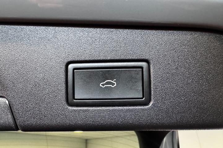 Grå VW ID.5 fra 2024