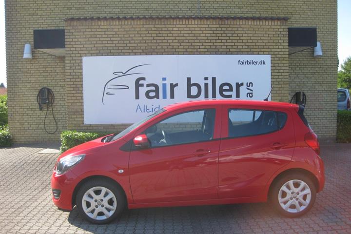 Rød Opel Karl fra 2017