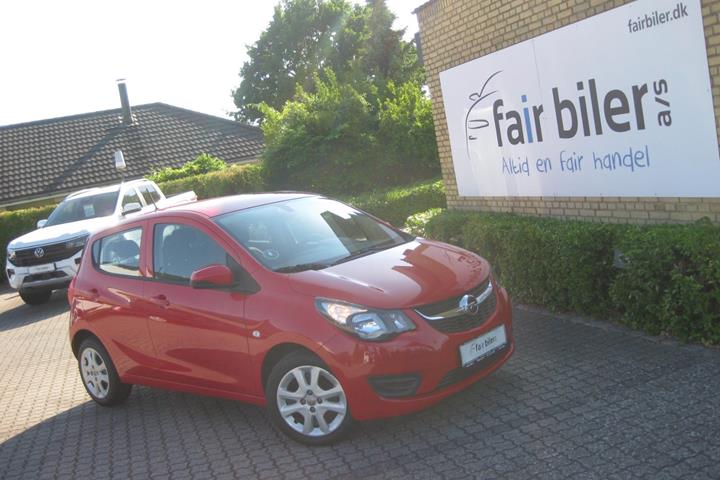 Rød Opel Karl fra 2017