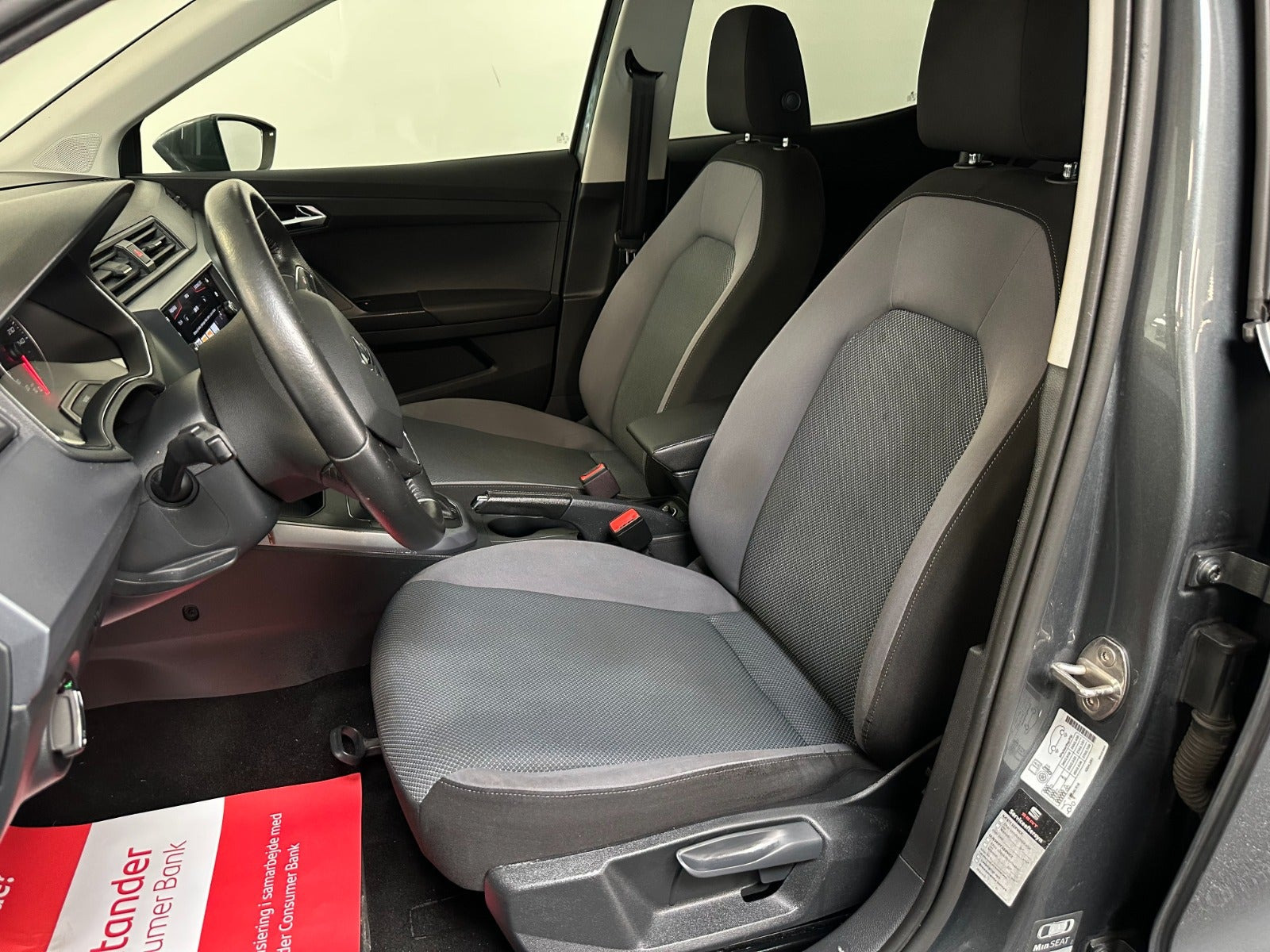 Grå Seat Arona fra 2018