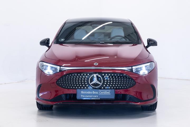 Rød Mercedes CLA250+ fra 2026