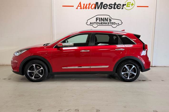 Rød Kia Niro fra 2019