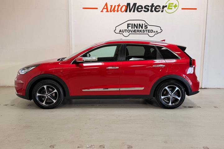 Rød Kia Niro fra 2019