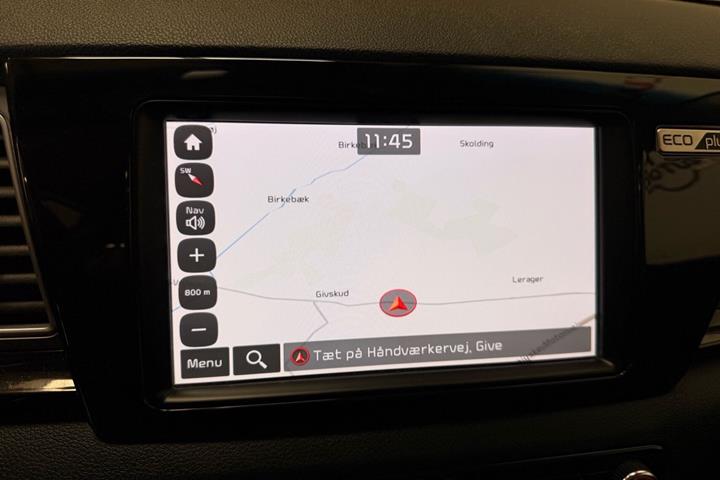 Rød Kia Niro fra 2019