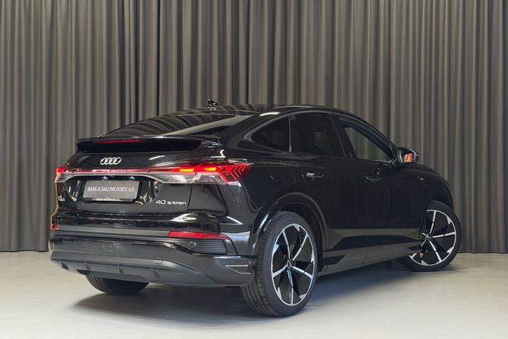 Sort Audi Q4 e-tron fra 2023