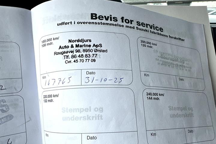 Grå Suzuki Baleno fra 2016