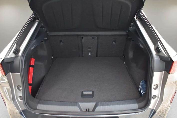 Beige Cupra Tavascan fra 2025
