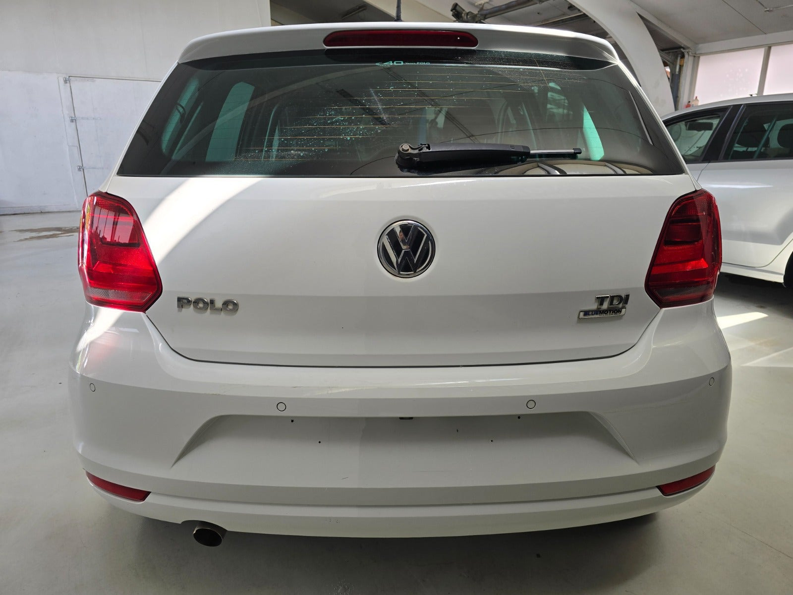 Grøn VW Polo fra 2016